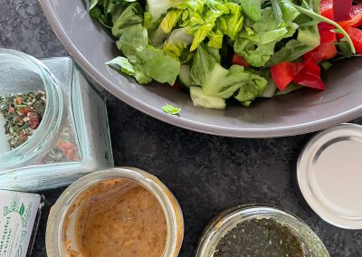 Einfaches Salatdressing mit Edelschmaus