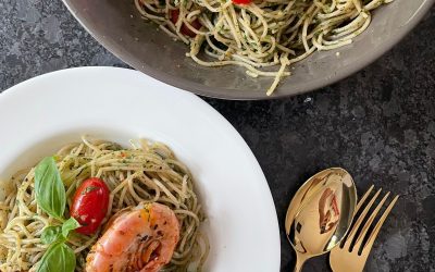 Spaghetti Pesto und Riesengarnelen